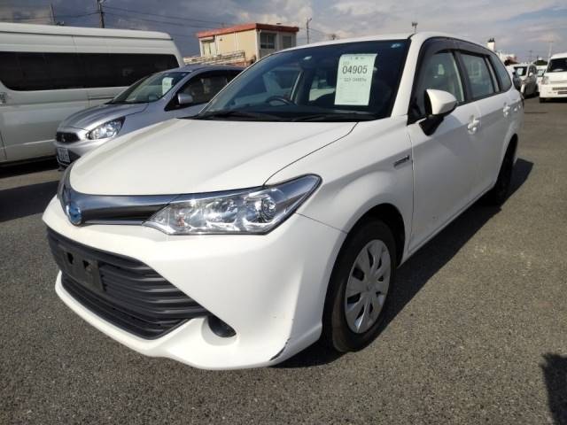 4905 TOYOTA COROLLA FIELDER NKE165G 2015 г. (LUM Kobe Nyusatsu)